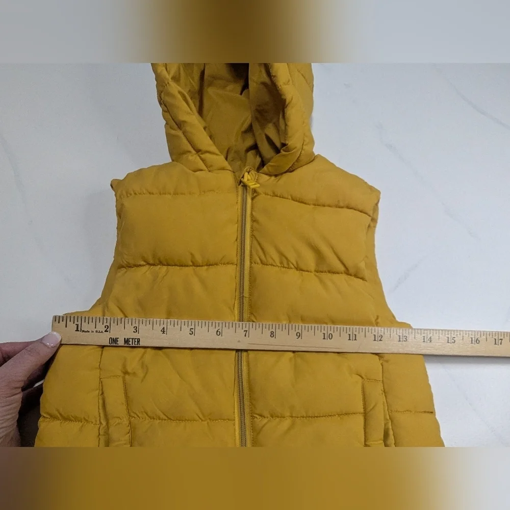 Zara Kids Yellow Zippered, Hooded Puffer Vest, Size 3-4 Years